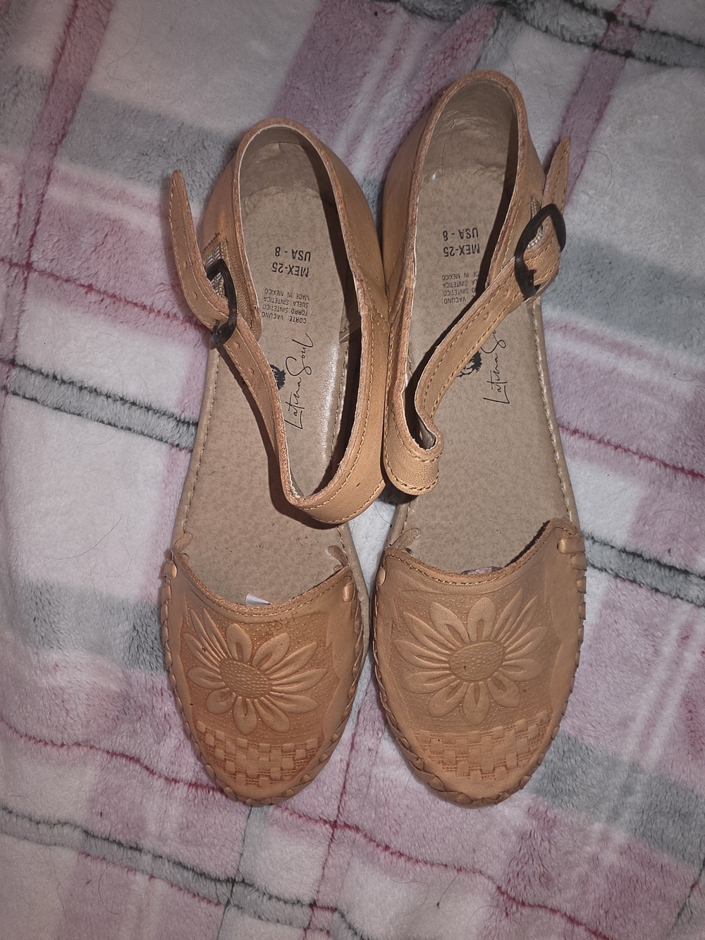 Women’s Tan Leather Huarache Sandals